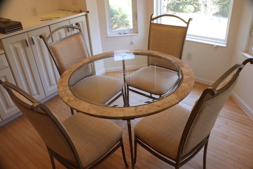 KITCHEN TABLE & CHAIRS (1 of 2)