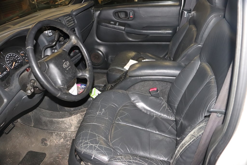 2004 CHEVY BLAZER - 9