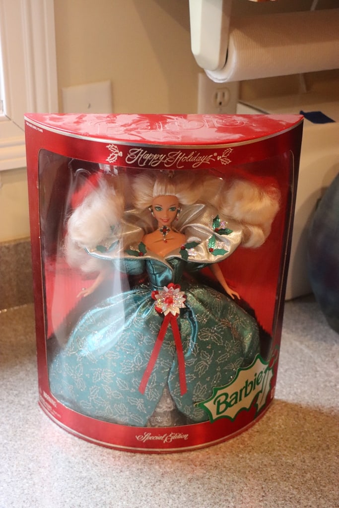 BARBIE DOLL: A 1995 HOLIDAY BARBIE. BRAND NEW BUT BOX MAY HAVE SOME CONDITION ISSUES. 