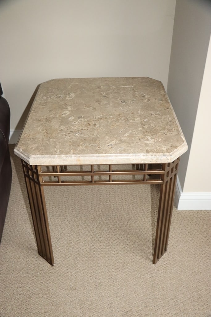 SIDE TABLE: A FAUX MARBLE TOP SIDE TABLE. VERY GOOD CONDITION. 26" X 30" 