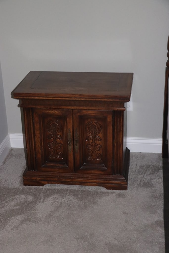 BURLINGTON HOUSE BEDROOM SET - 2