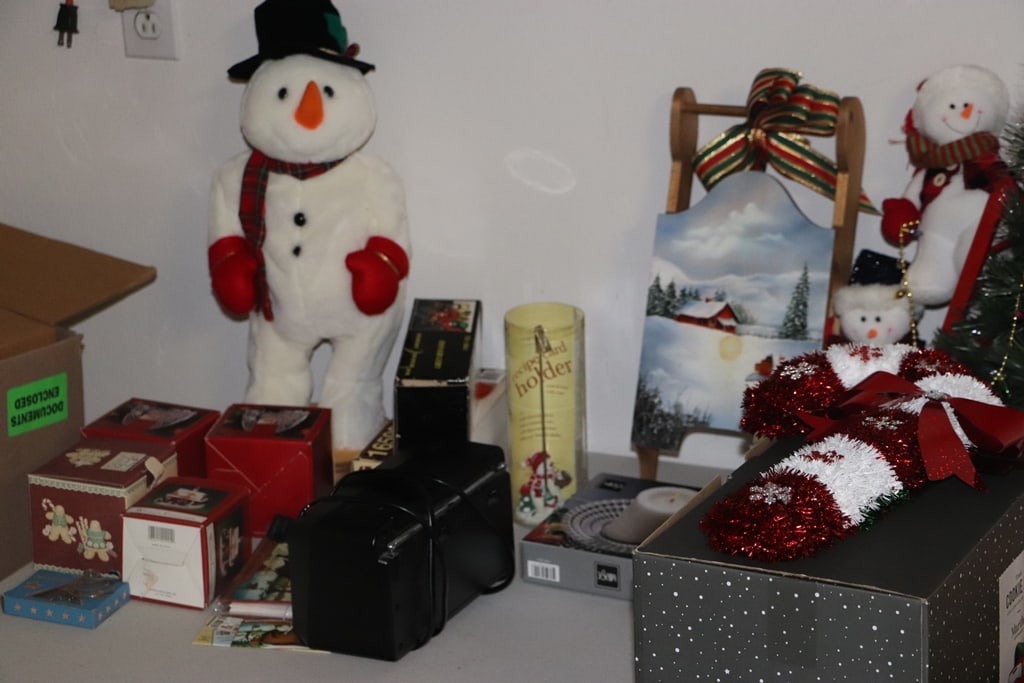 CHRISTMAS TREASURE HUNT - 6