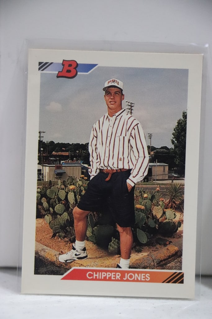 CHIPPER JONES 1992 BOWMAN. 1ST BOWMAN: NEAR MINT OR BETTER CONDITION 