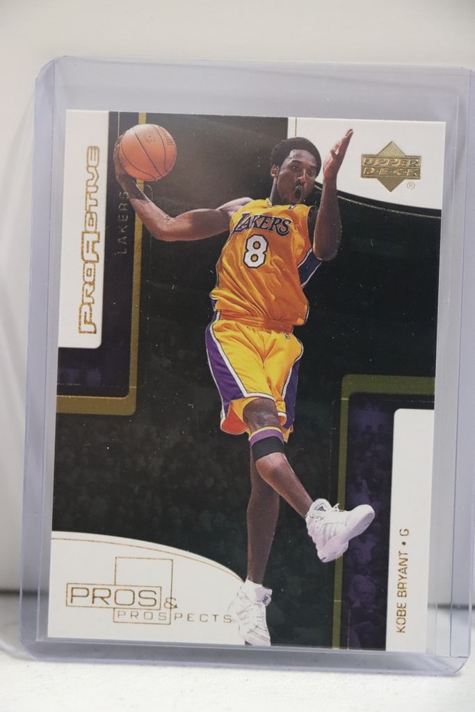 KOBE BRYANT 2000-01 UPPER DECK PROS & PROSPECTS PROACTIVE INSERT: NEAR MINT OR BETTER CONDITION 