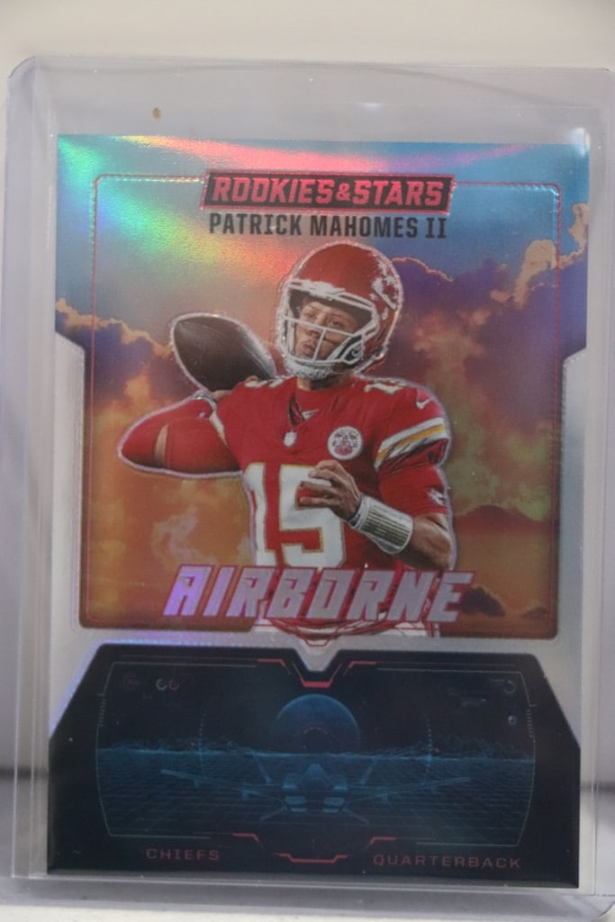 PATRICK MAHOMES 2025 PANINI ROOKIES & STARS AIRBORNE SILVER PRIZM: NEAR MINT OR BETTER CONDITION
