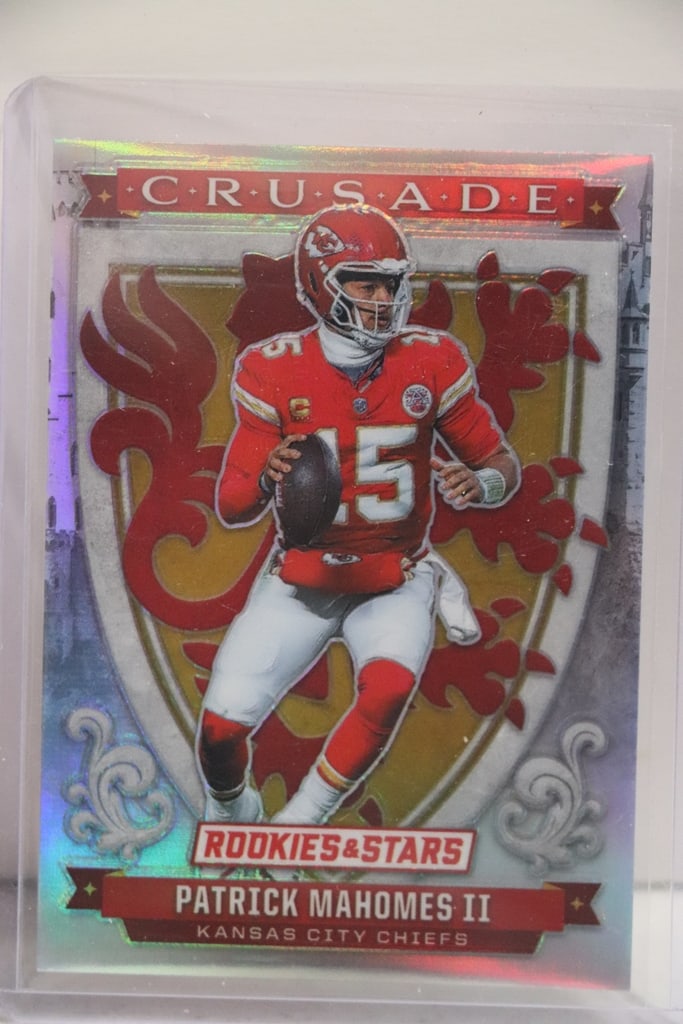 PATRICK MAHOMES 2025 PANINI ROOKIES & STARS CRUSADE SILVER PRIZM: NEAR MINT OR BETTER CONDITION
