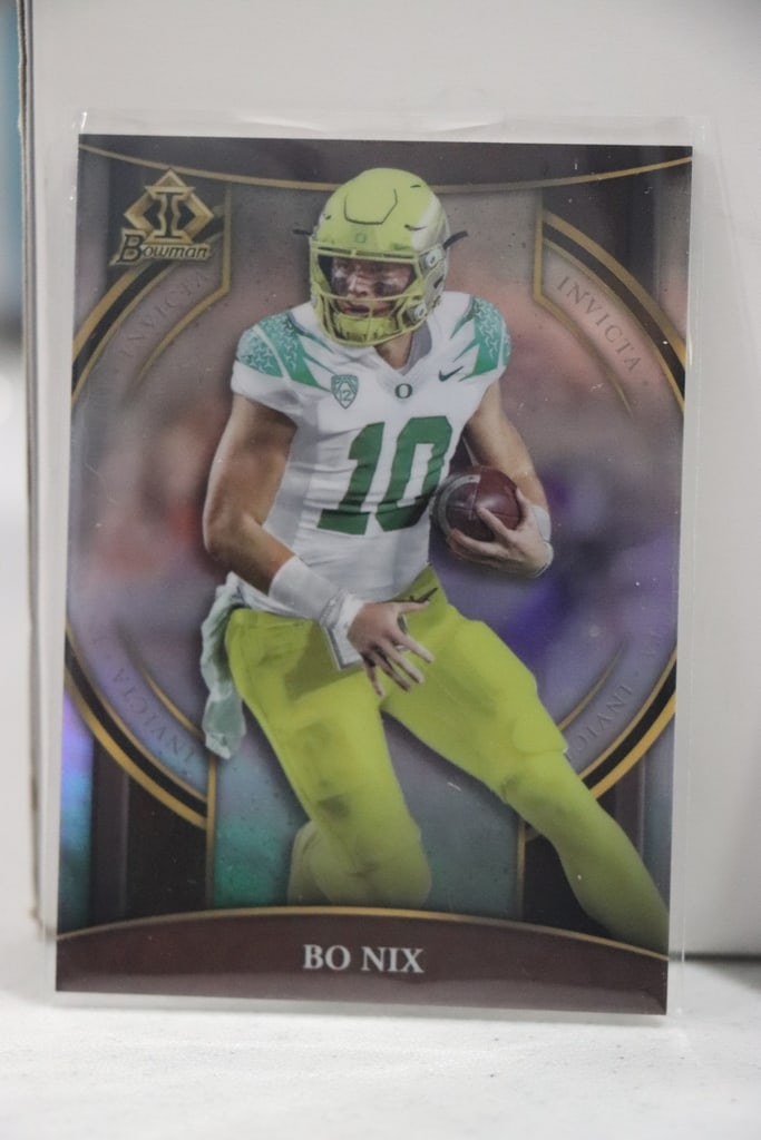 BO NIX 2022 BOWMAN CHROME INVICTA REFRACTOR NIL ROOKIE CARD SP (1 of 1)