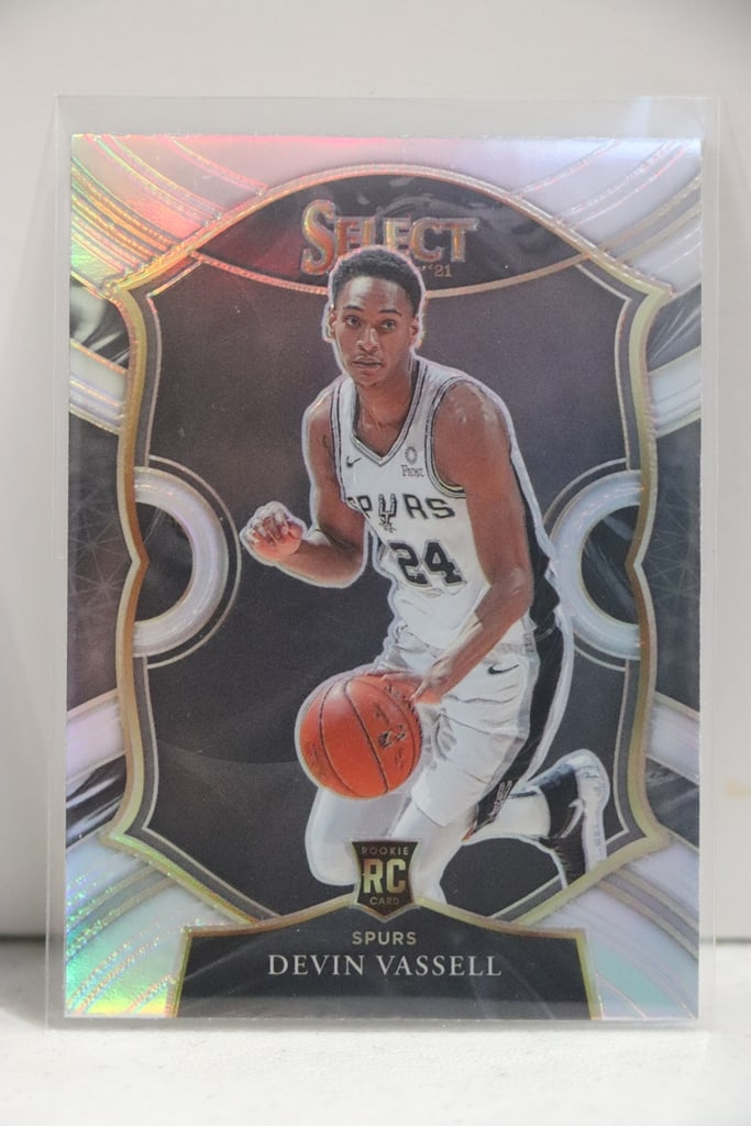 DEVIN VASSELL 2020-21 PANINI SELECT SILVER PRIZM ROOKIE CARD: NEAR MINT OR BETTER CONDITION 