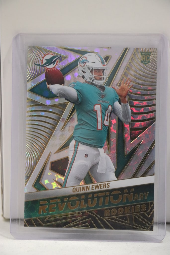 QUINN EWERS 2025 PANINI REVOLUTION REVOLUTIONARY ROOKIE CARD: NEAR MINT OR BETTER CONDITION