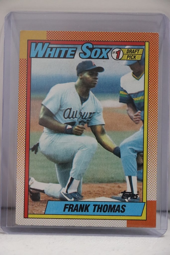 FRANK THOMAS 1990 TOPPS ROOKIE CARD: NEAR MINT OR BETTER CONDITION