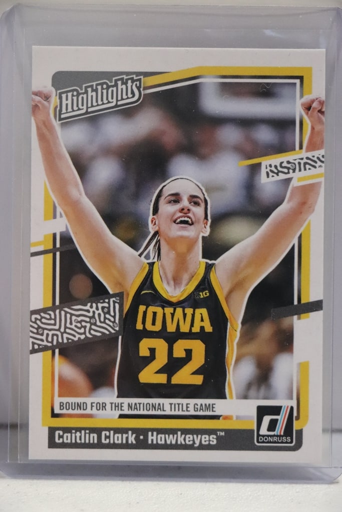 CAITLIN CLARK 2024 DONRUSS COLLECTION TITLE GAME ROOKIE CARD: NEAR MINT OR BETTER CONDITION