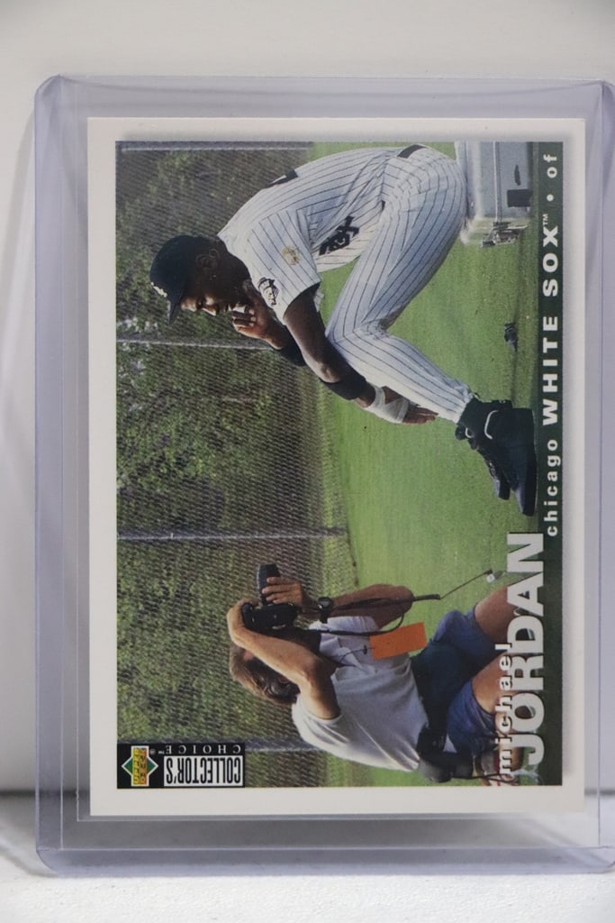 MICHAEL JORDAN 1994 UPPER DECK CHOICE ROOKIE CARD: NEAR MINT OR BETTER CONDITION