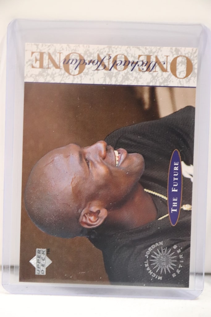 MICHAEL JORDAN 1994 UPPER DECK ONE ON ONE #10 ROOKIE CARD: NEAR MINT OR BETTER CONDITION