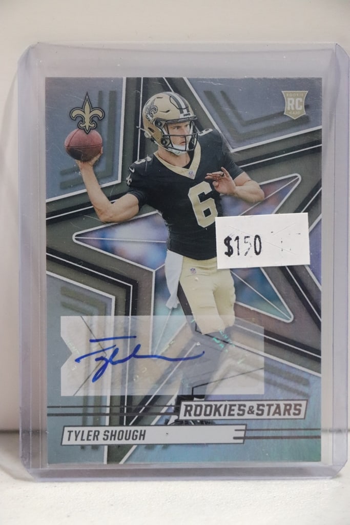 TYLER SHOUGH 2025 PANINI ROOKIES & STARS AUTOGRAPH ROOKIE CARD: NEAR MINT OR BETTER CONDITION 