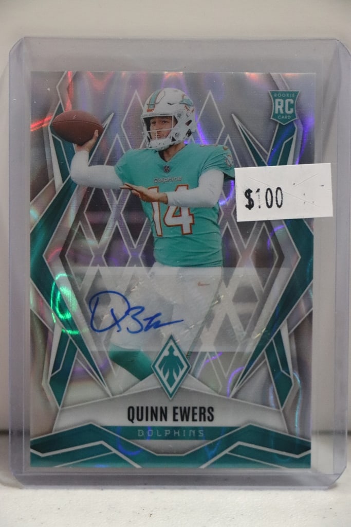 QUINN EWERS 2025 PANINI PHOENIX LAVA PRIZM AUTOGRAPH ROOKIE CARD: NEAR MINT OR BETTER CONDITION