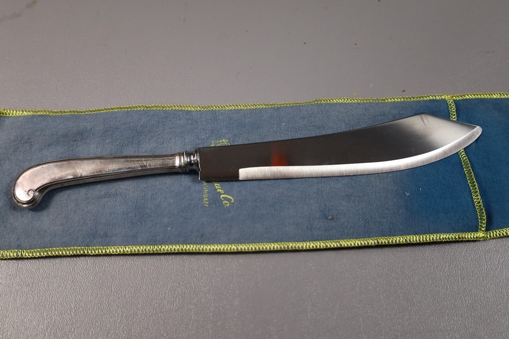 VINTAGE STERLING KNIFE: A VINTAGE WEBSTER STERLING HANDLE KNIFE. VERY GOOD CONDITION. 11" 