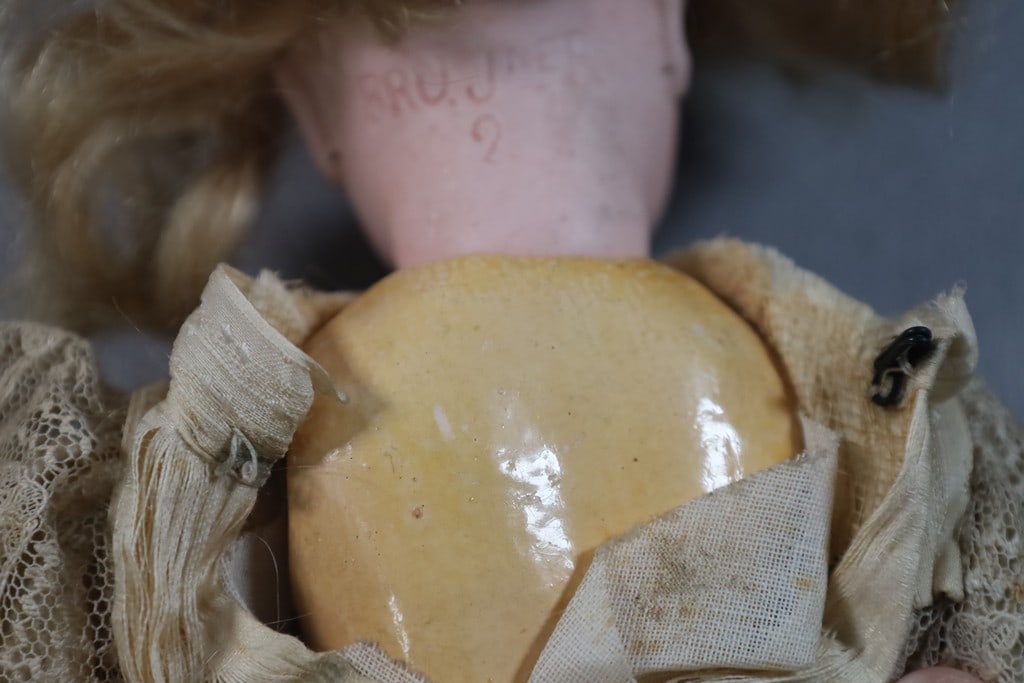 ANTIQUE BRU JNER DOLL - 5