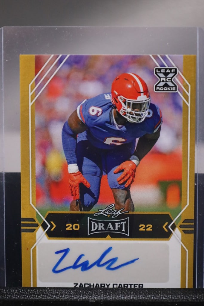 ZACHARY CARTER 2022 LEAF GOLD AUTOGRAPH ROOKIE CARD: NEAR MINT OR BETTER CONDITION 