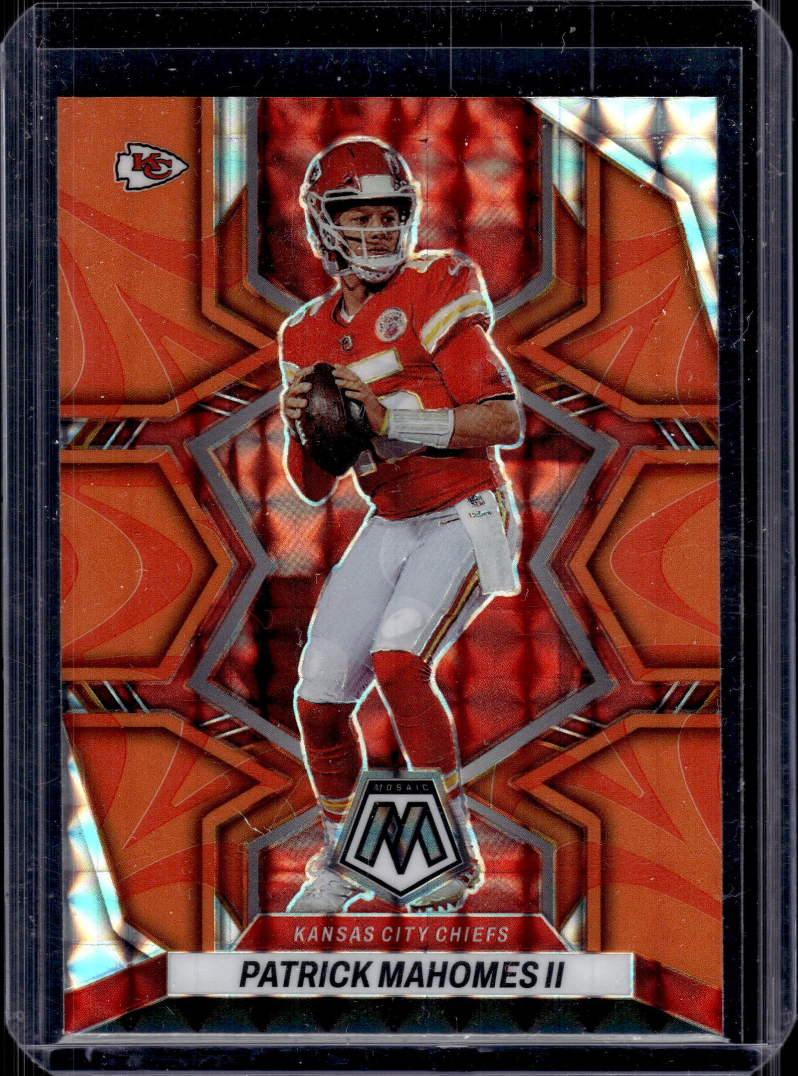 PATRICK MAHOMES 2022 PANINI MOSAIC NEON ORANGE PRIZM: NEAR MINT OR BETTER CONDITION 