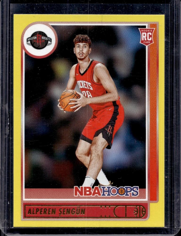 ALPEREN SENGUIN 2021-22 PANINI HOOPS YELLOW ROOKIE CARD: NEAR MINT OR BETTER CONDITION