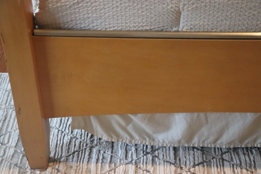 FOUR POST BEDFRAME - 2