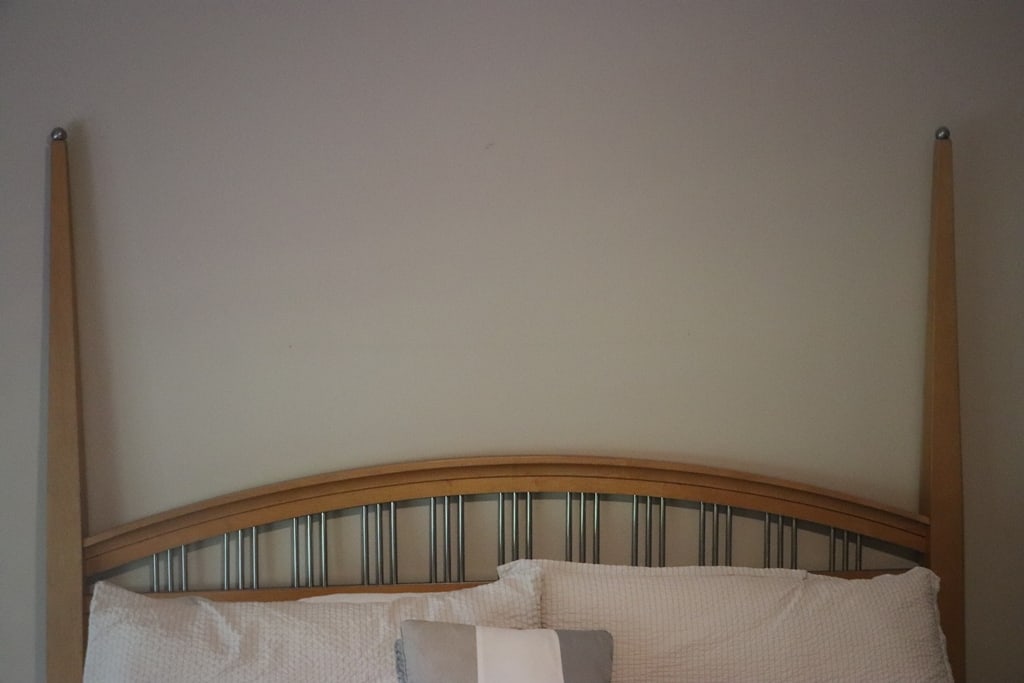 FOUR POST BEDFRAME - 3