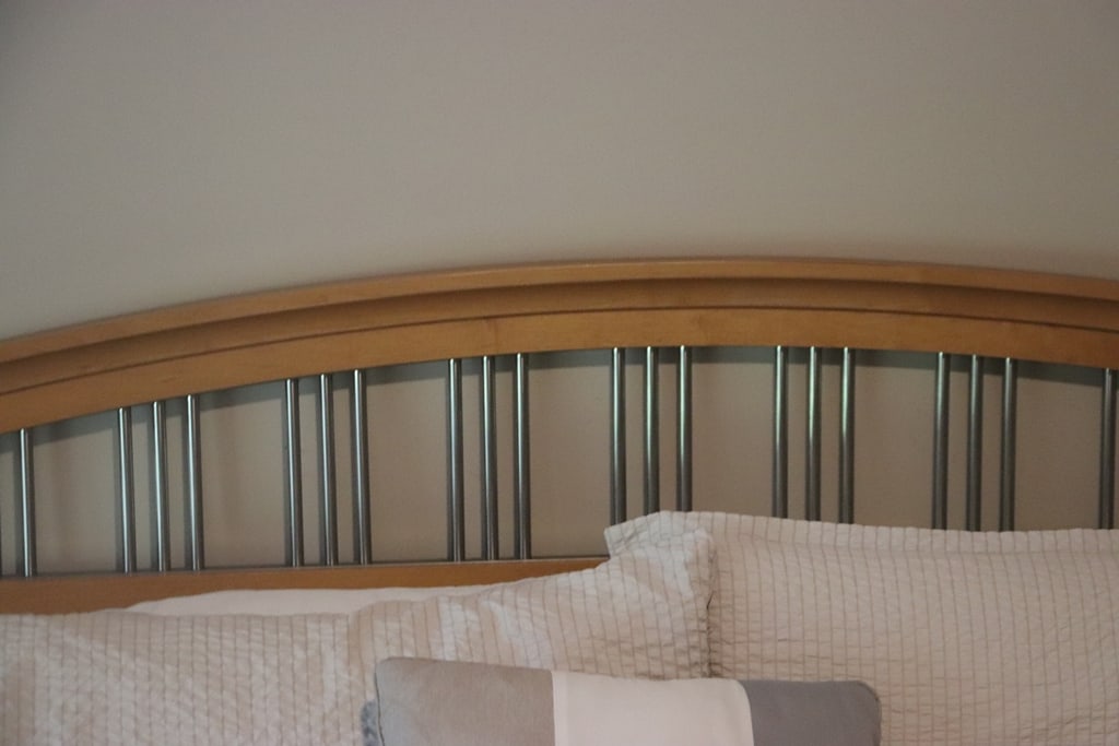 FOUR POST BEDFRAME - 4
