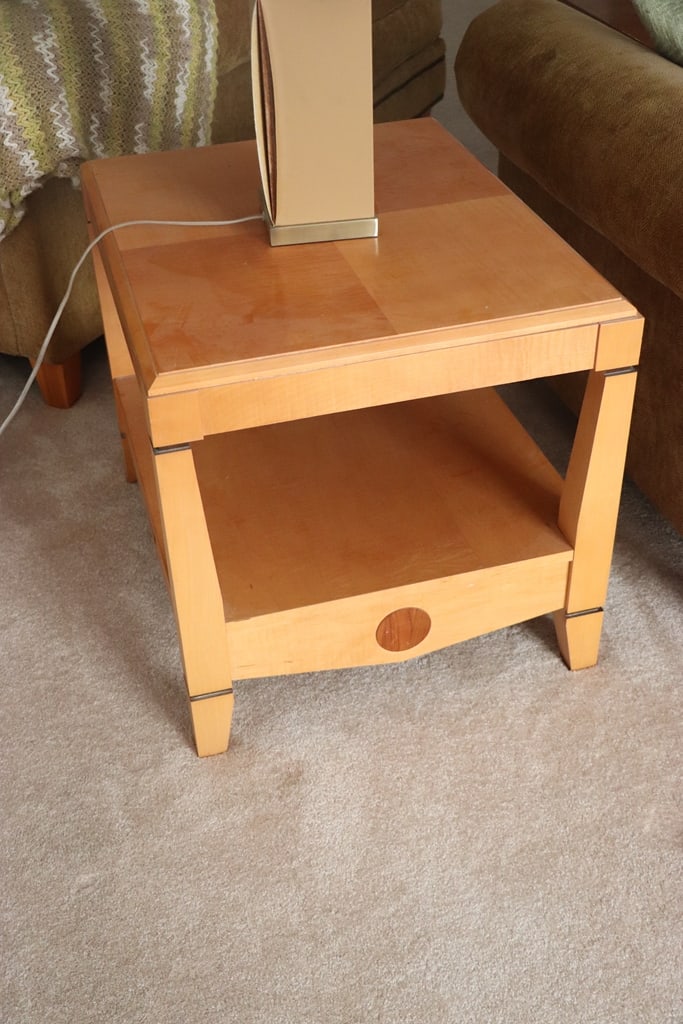 SIDE TABLE (1 of 3)