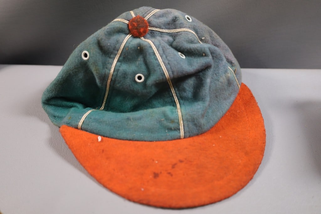 VINTAGE BASEBALL HAT (1 of 1)