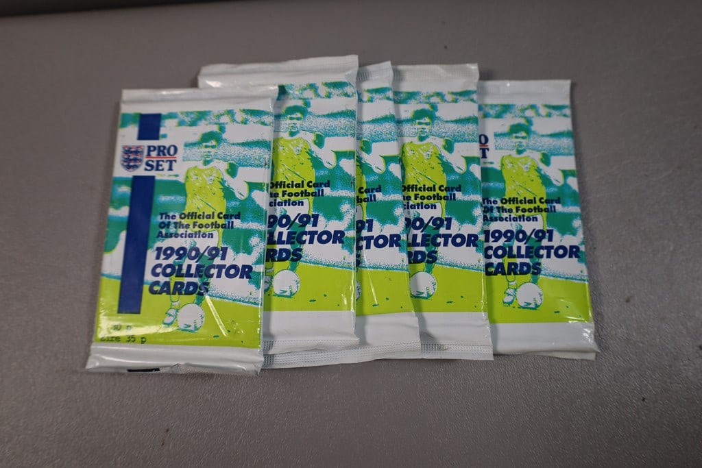 1990-91 PRO SET SOCCER 5 PACK LOT: NEAR MINT OR BETTER CONDITION 