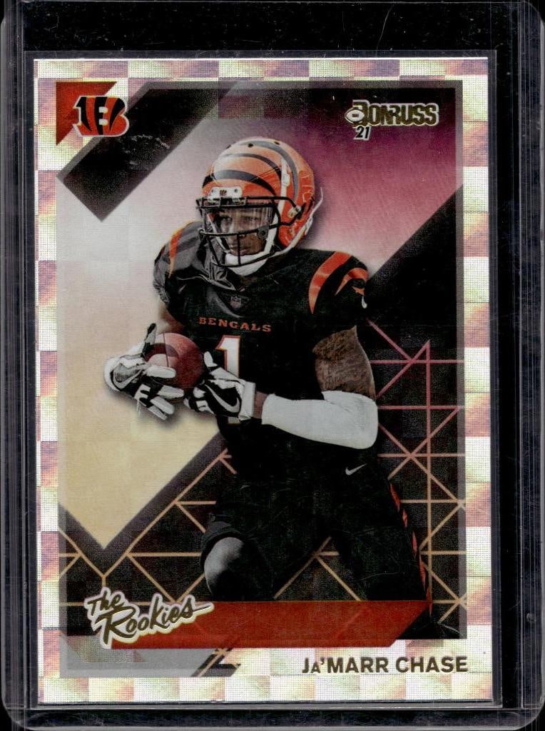 JA'MARR CHASE 2021 DONRUSS THE ROOKIES ROOKIE CARD: NEAR MINT OR BETTER CONDITION