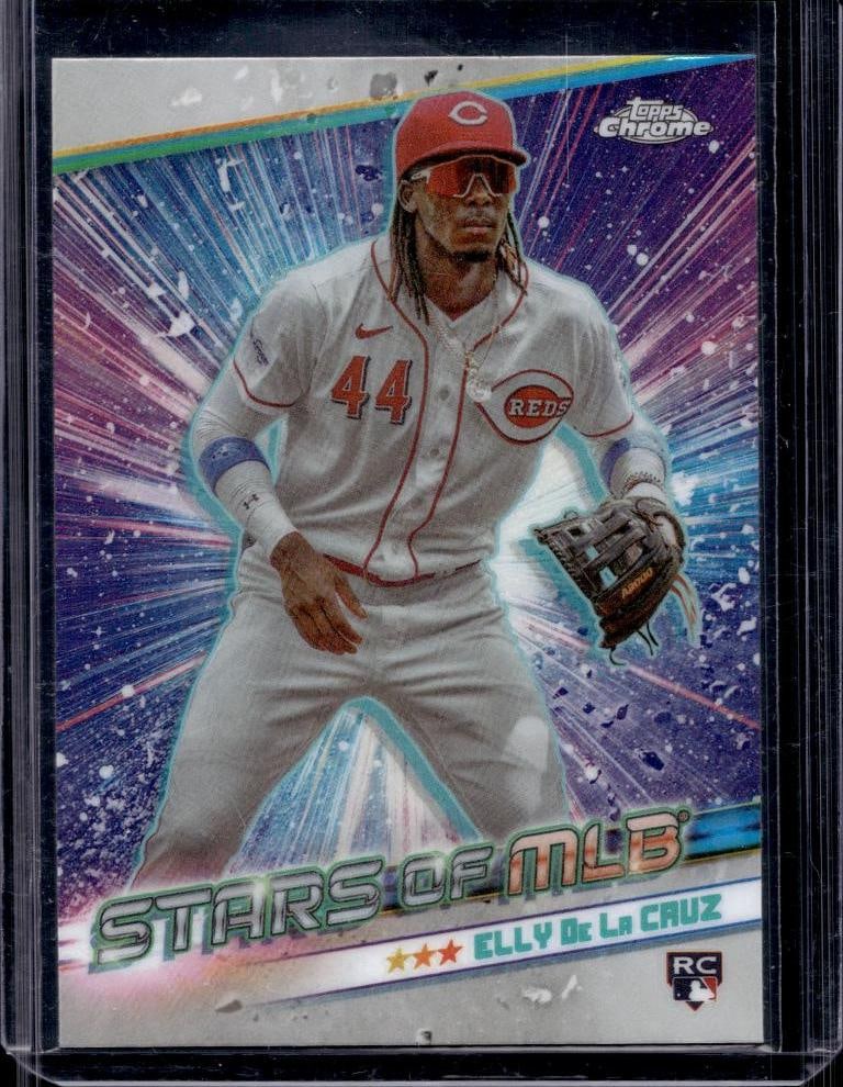 ELLY DE LA CRUZ 2024 TOPPS CHROME STARS OF THE MLB REFRACTOR ROOKIE CARD: NEAR MINT OR BETTER CONDITION