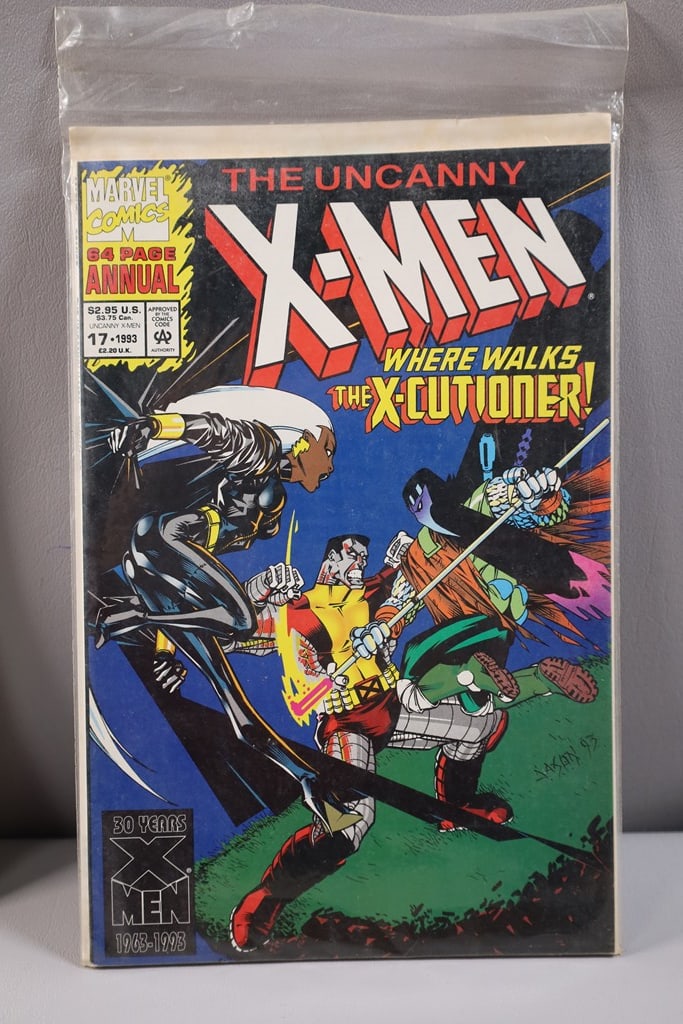 MARVEL COMIC: A MARVEL UNCANNY X-MEN ANNUAL #17 COMIC