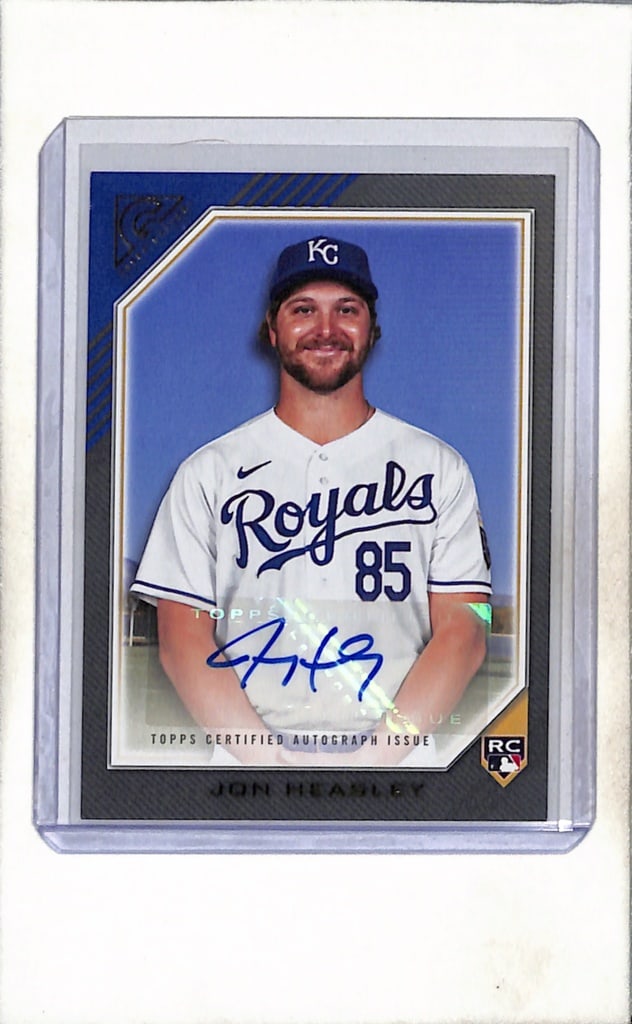 JON HEASLEY 2022 TOPPS GALLERY AUTOGRAPH ROOKIE CARD: NEAR MINT OR BETTER CONDITION
