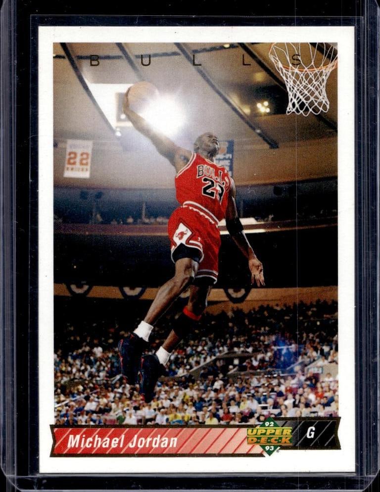 MICHAEL JORDAN 1992-93 UPPER DECK #23 (1 of 1)