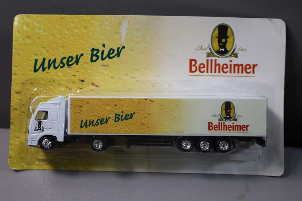 DIE CAST TRUCK: A BRAND NEW DIE CAST UNSER BIER BELLHEINER GERMAN BEER PROMO TRUCK. 1/64 SCALE