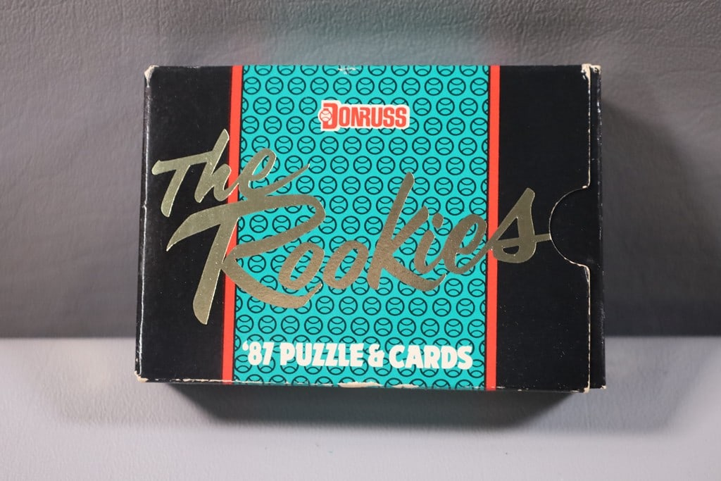 DONRUSS SET: A 1987 DONRUSS THE ROOKIES SET SEALED.