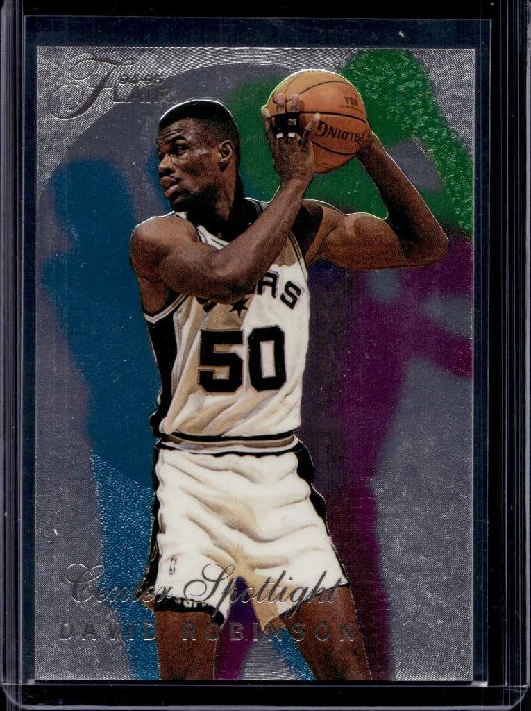 DAVID ROBINSON 1994-95 FLAIR CENTER SPOTLIGHT INSERT: NEAR MINT OR BETTER CONDITION