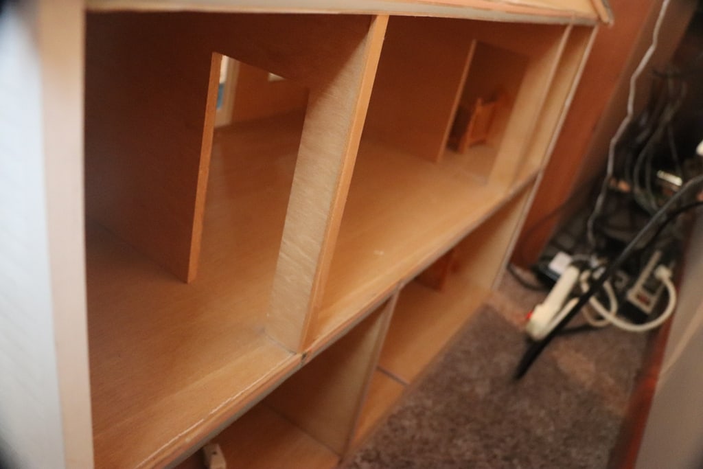 DOLL HOUSE - 5