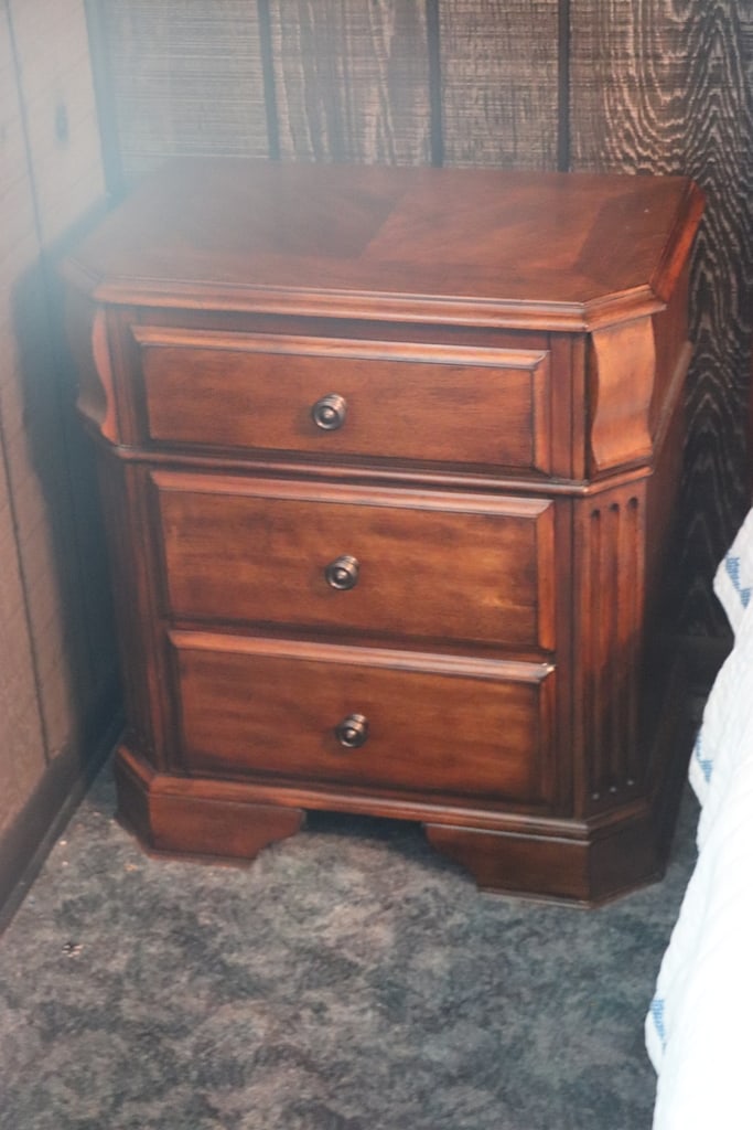 BEDROOM SET - 2