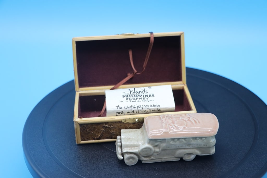PHILIPPINES ASHGLAZE: A JEEPNEY MADE FROM PINATUBO ASHGLAZE FROM THE PHILIPPINES ISLANDS. HAS COA AND BOX. VERY GOOD CONDITION.