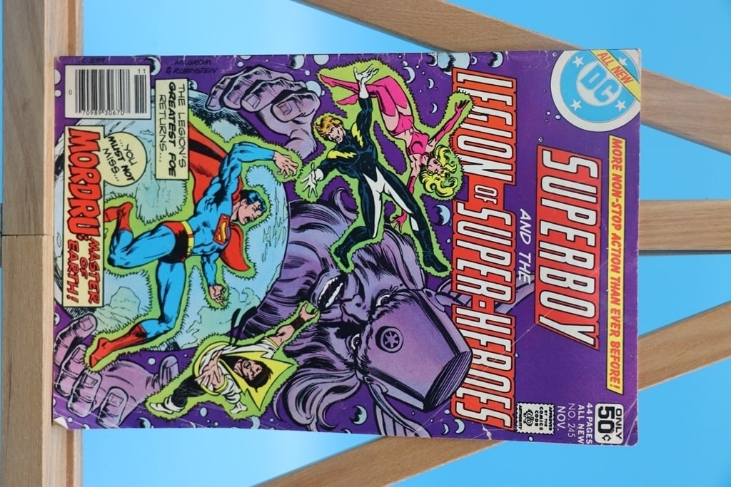 VINTAGE DC COMIC: A SUPERBOY STARRING THE LEGION OF SUPERHEROES #245 COMIC. GOOD CONDITION.