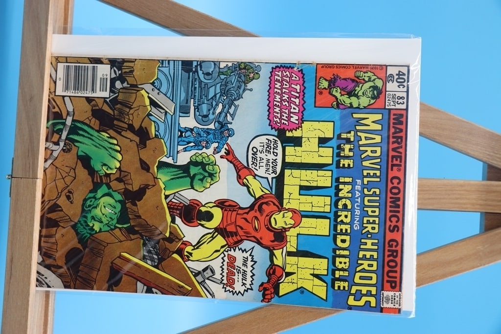VINTAGE MARVEL COMIC: A VINTAGE MARVEL SUPERHEROES FEATURING INCREDIBLE HULK #83 COMIC. GOOD CONDITION.