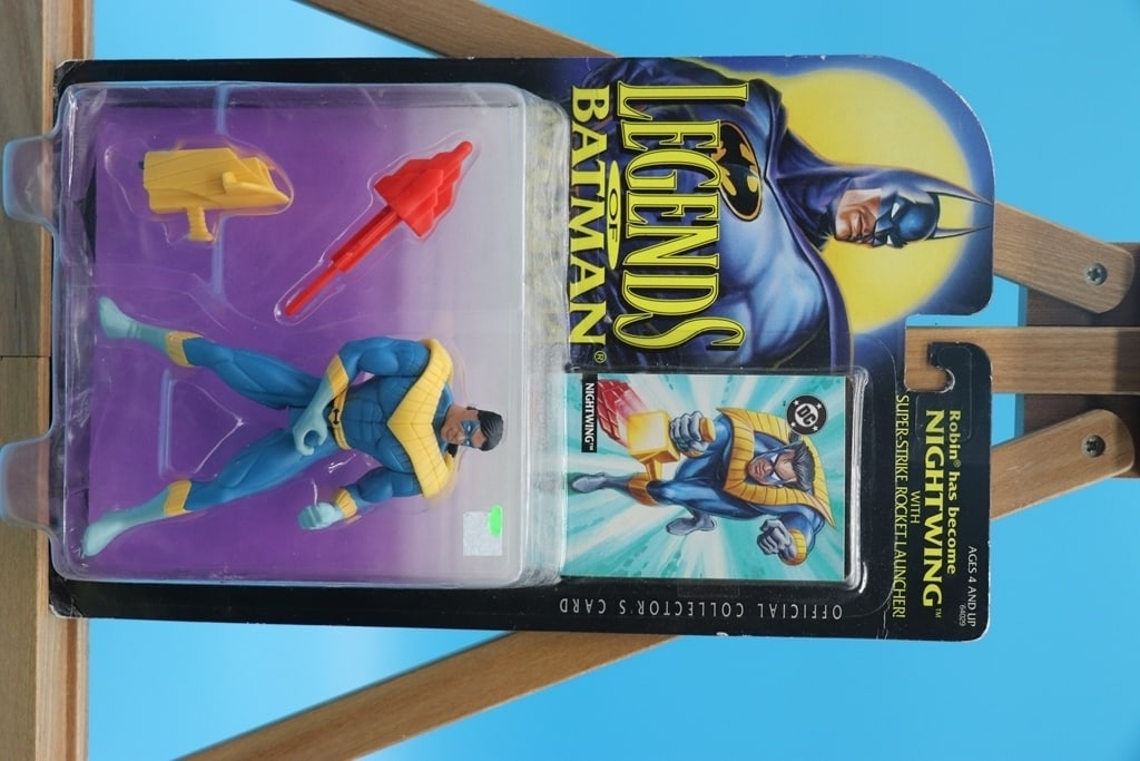 BATMAN TOY: A 1994 LEGENDS OF BATMAN NIGHTWING TOY. BRAND NEW. BOX MAY HAVE CONDITION ISSUES BUT ITEM IS SEALED.