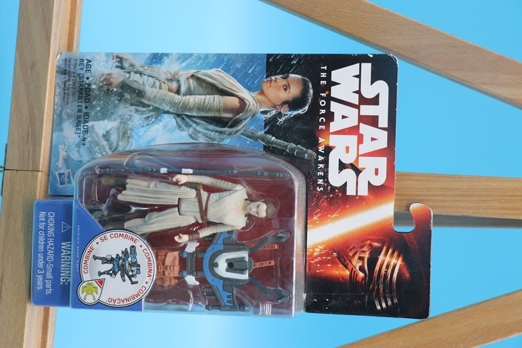 STAR WARS TOY: A 2015 STAR WARS FORCE AWAKENS REY TOY. BRAND NEW. BOX MAY HAVE CONDITION ISSUES BUT ITEM IS SEALED.