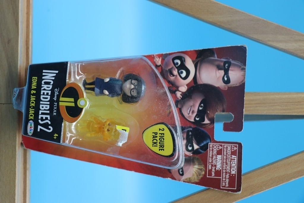 DISNEY TOY (1 of 1)