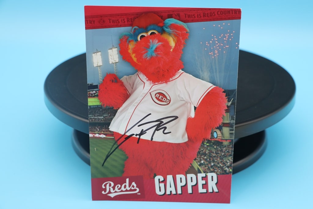 GAPPER AUTOGRAPH (1 of 1)