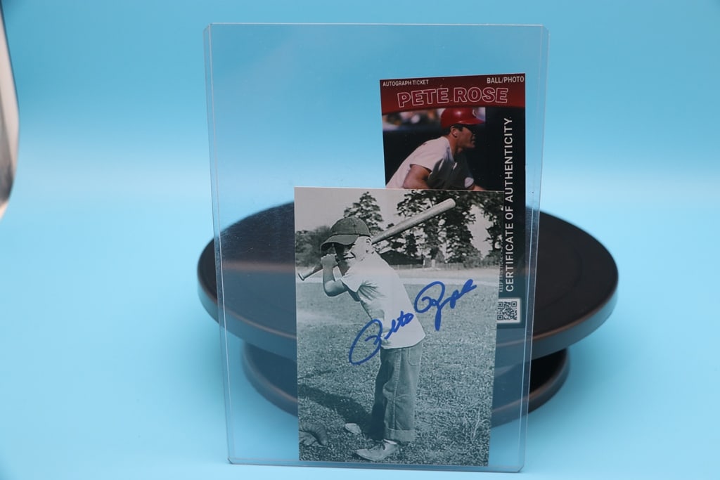 PETE ROSE AUTOGRAPH (1 of 1)