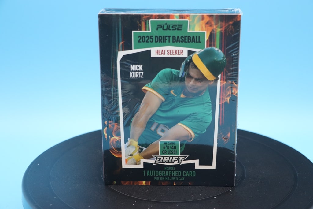 2025 PULSE HOBBY PACK: A SEALED 2025 PULSE DRIFT HEAT SEEKER BASEBALL HOBBY PACK. 1 AUTO.