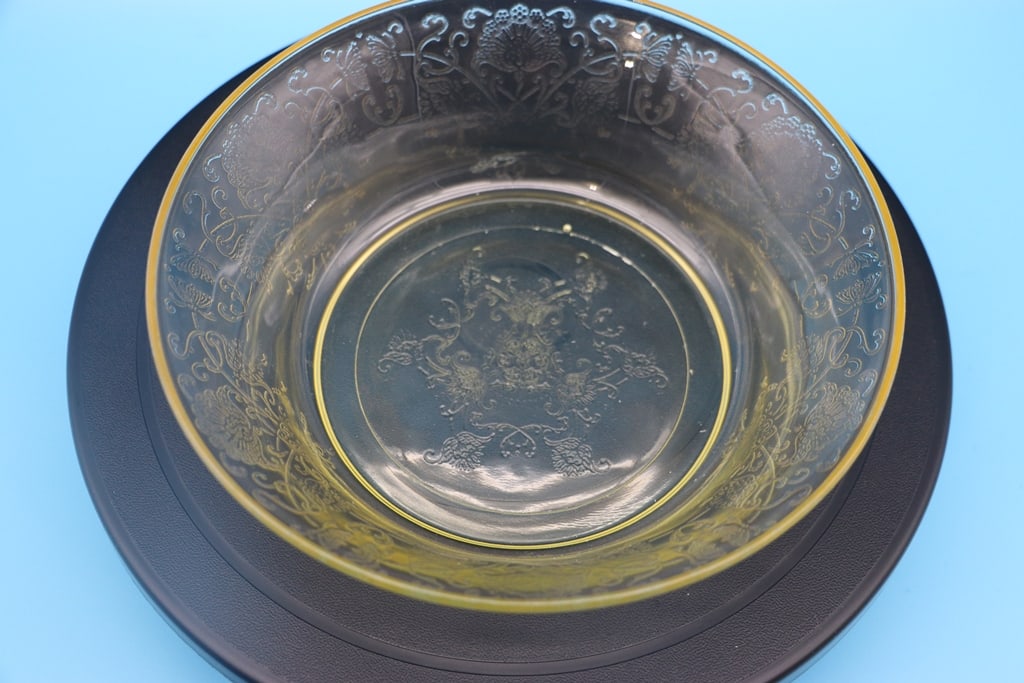 VINTAGE DEPRESSION GLASS (1 of 1)